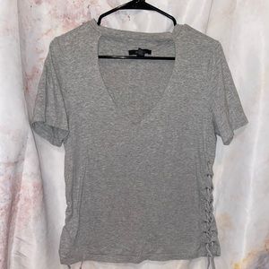 Cute lace up t with choker 👚